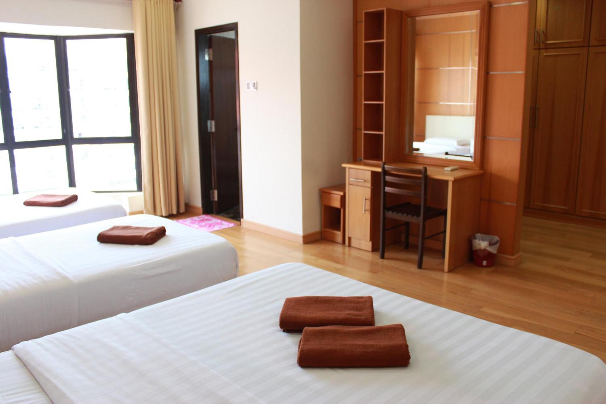 Marina Court Kota Kinabalu- Bigger Group Stay Together- 6 Bedroom Apartments Exterior photo