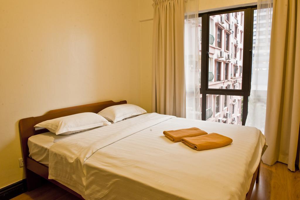Marina Court Kota Kinabalu- Bigger Group Stay Together- 6 Bedroom Apartments Exterior photo